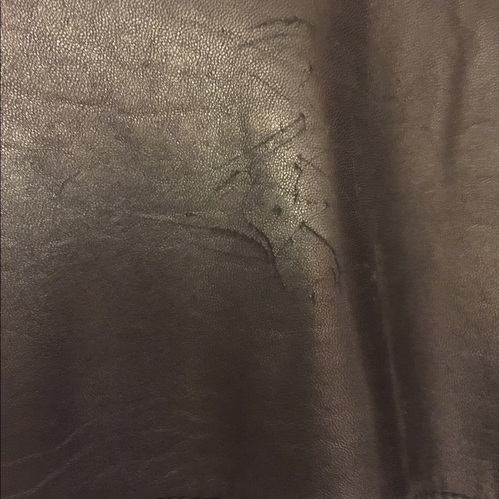 Leather jacket - Picture 3 of 6